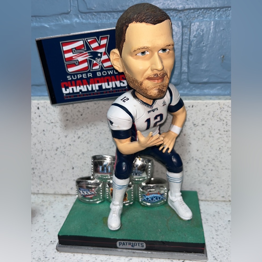 Tom Brady bobble head limited edition